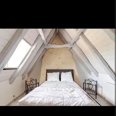 Maison Quercynoise Du 17eme Siecle * Boussac (Lot)