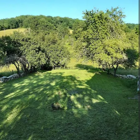Maison Quercynoise Du 17eme Siecle Boussac (Lot)