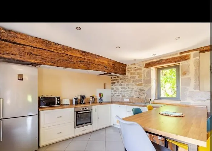 Maison Quercynoise Du 17eme Siecle