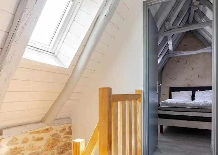 Maison Quercynoise Du 17eme Siecle بيت للعطل *